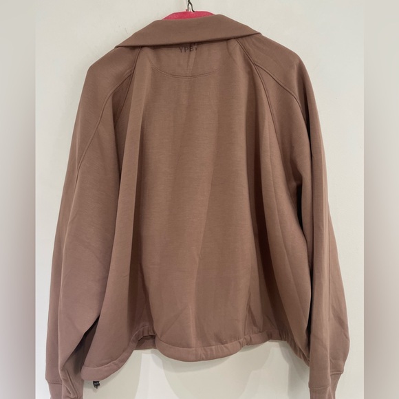 YPB by Abercrombie neoKNIT Cinched Full-Zip Hoodie | Cropped Neutral Athleisure - Picture 6 of 9